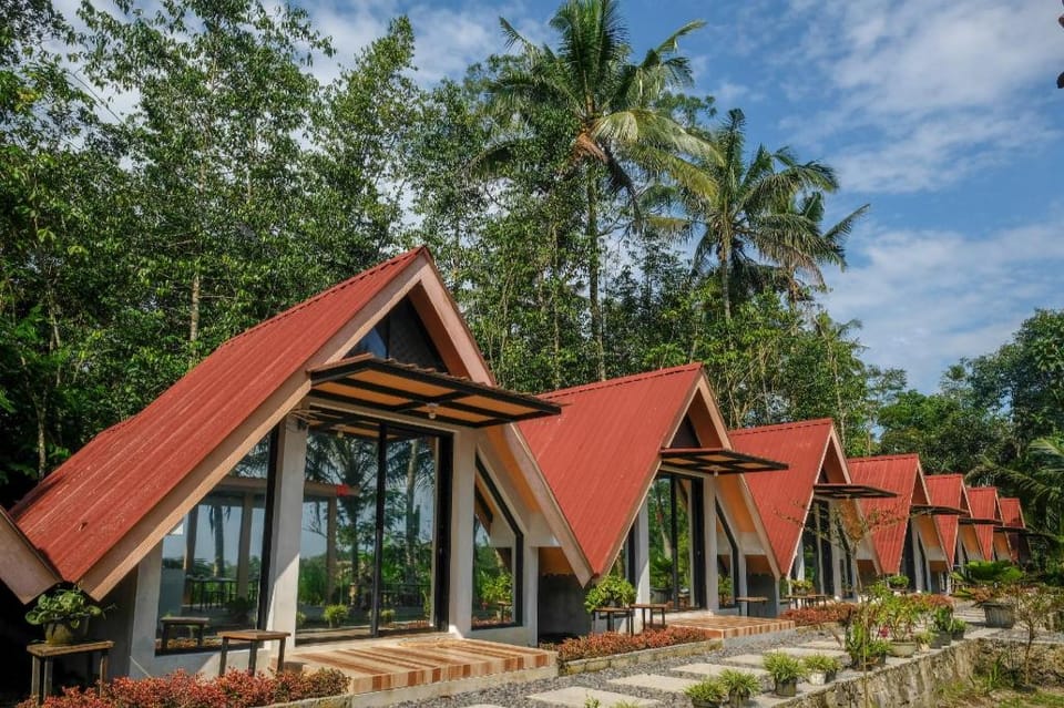 RedDoorz @ Pondok Palma Villa Hotel in Special Region of Yogyakarta