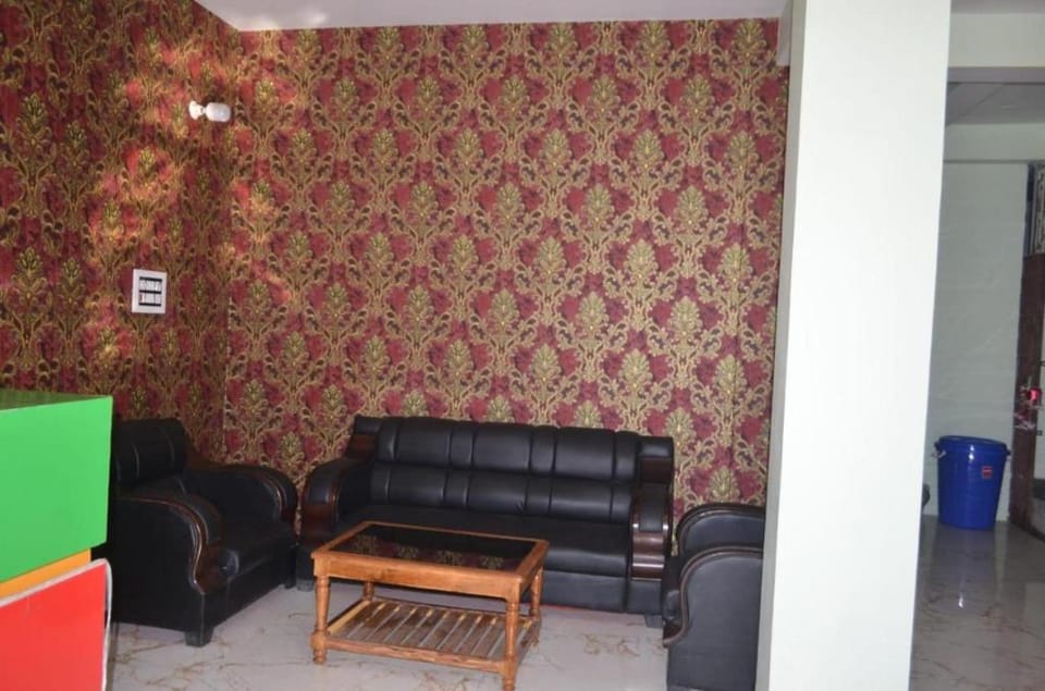 Goroomgo A.V Priya Rajgir Hotel in India
