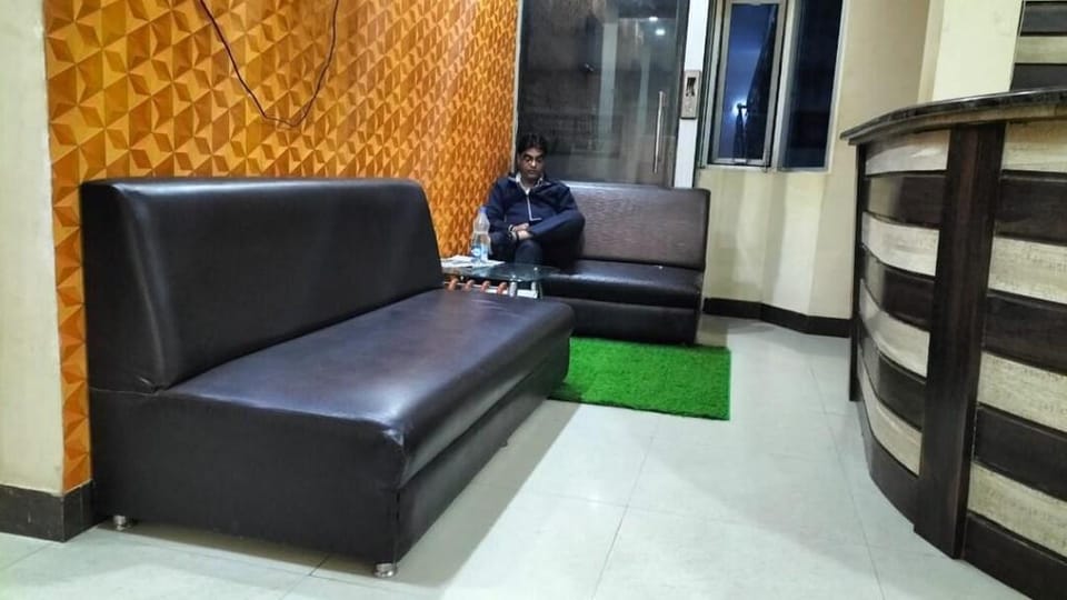 Hotel O Swarat Hotel in Uttar Pradesh