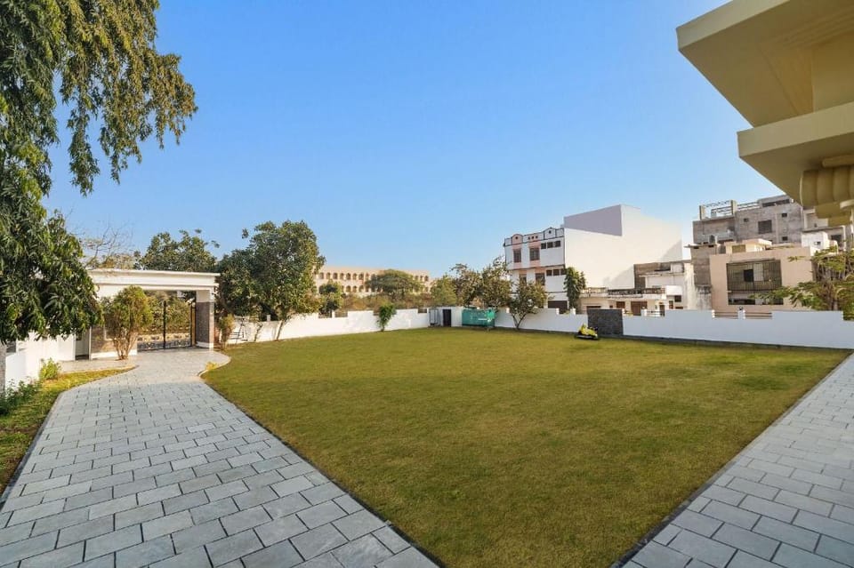 Redolence Aravali Tree Hotel in Udaipur