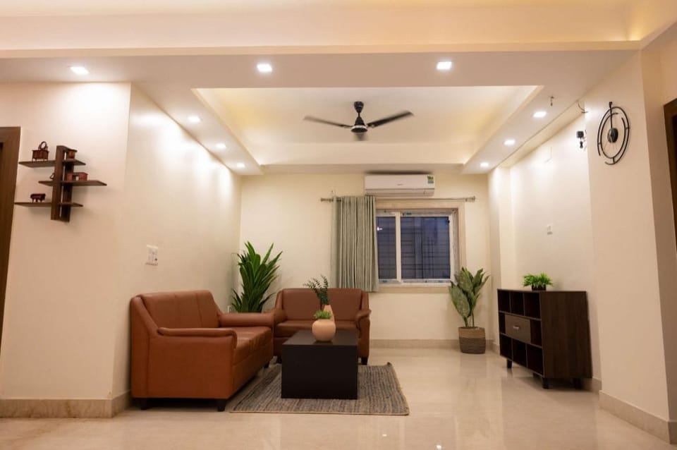 Lakeside Suites Hotel in Kolkata
