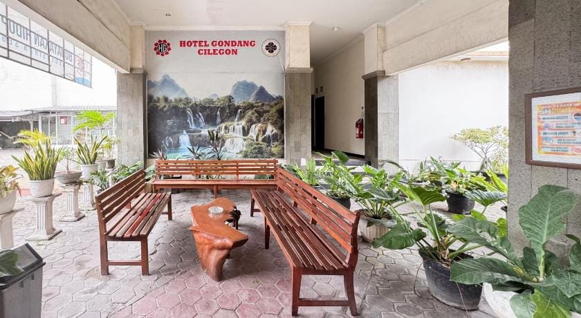 Hotel Gondang RedPartner Hotel in Indonesia