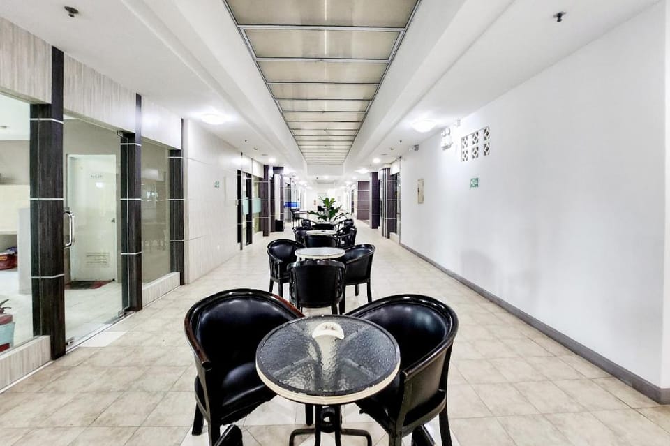 RedDoorz Premium Near Imperium Superblok Hotel in Riau Islands, Indonesia