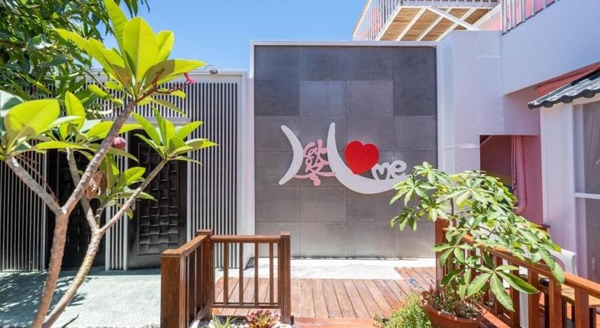 Sky Blue Sea B&B Hotel in Kaohsiung