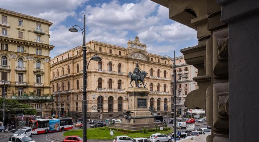 The Oasis Hotel in Naples