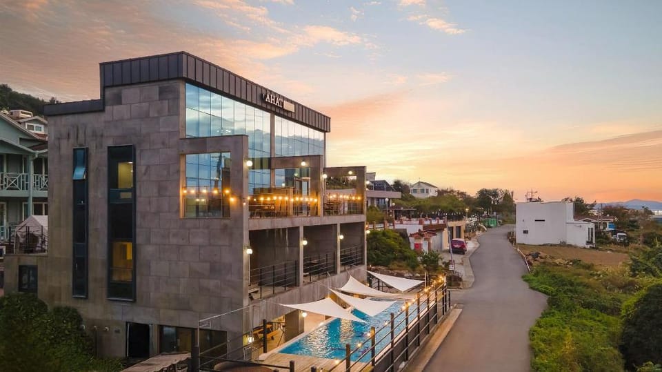 Geoje Ahat Spa Pension Bed and Breakfast in South Korea
