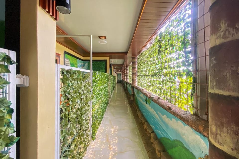 MVA Hotel Cafe and Resto Mitra RedDoorz Hotel in West Java