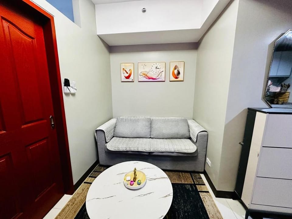 Modern 1BR condo with free parking & WiFi Apartment in Baguio