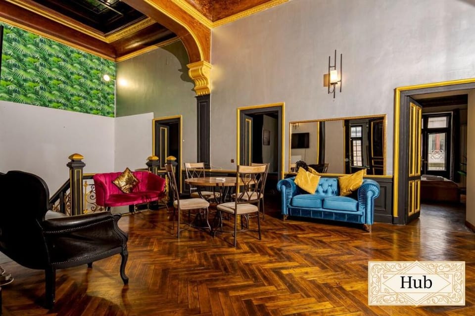 The Hub - 5 bedroom apartment Apartment in Bucharest