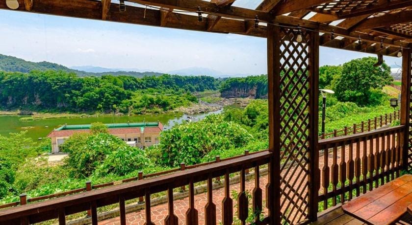 Moon Rivesrs Bed and Breakfast in Gyeonggi-do