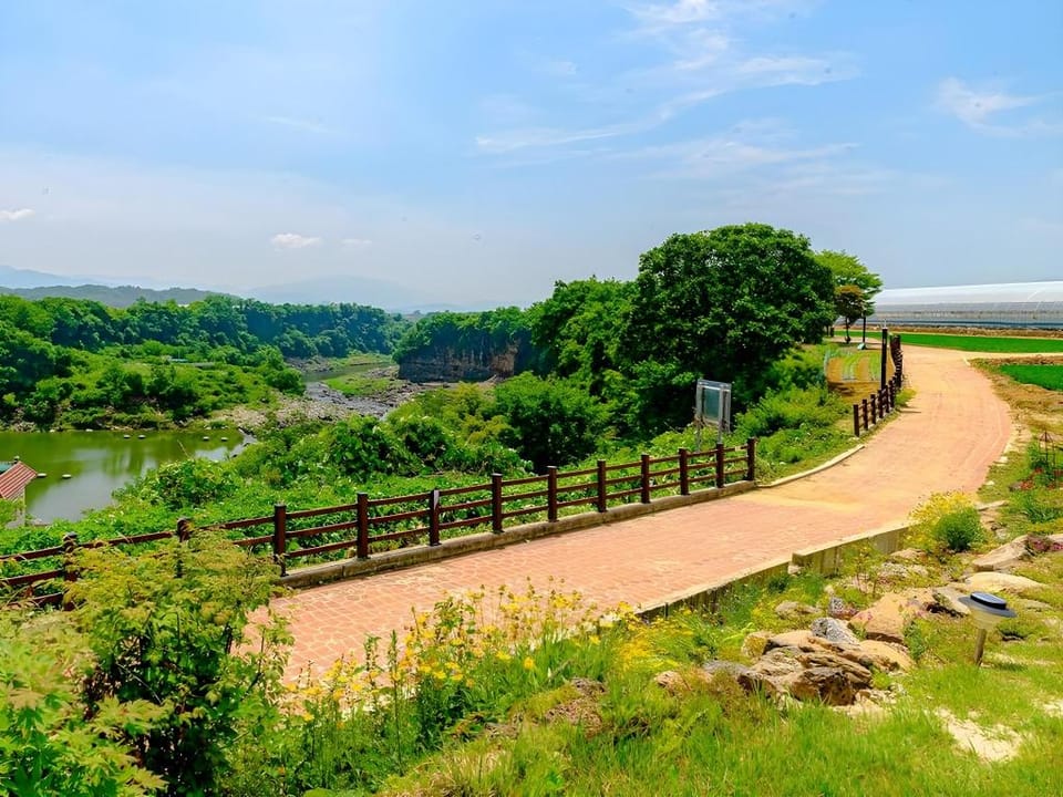 Moon Rivesrs Bed and Breakfast in Gyeonggi-do