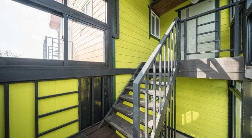 Seogwipo Yongnuni Pension Bed and Breakfast in South Korea