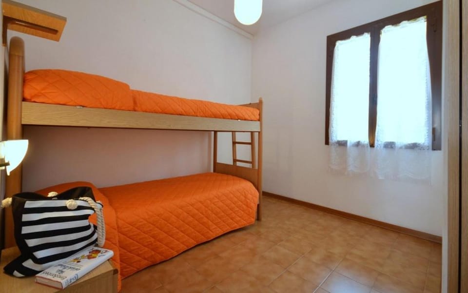 Apartment with a wooden design 600m from the beach Apartment in Bibione