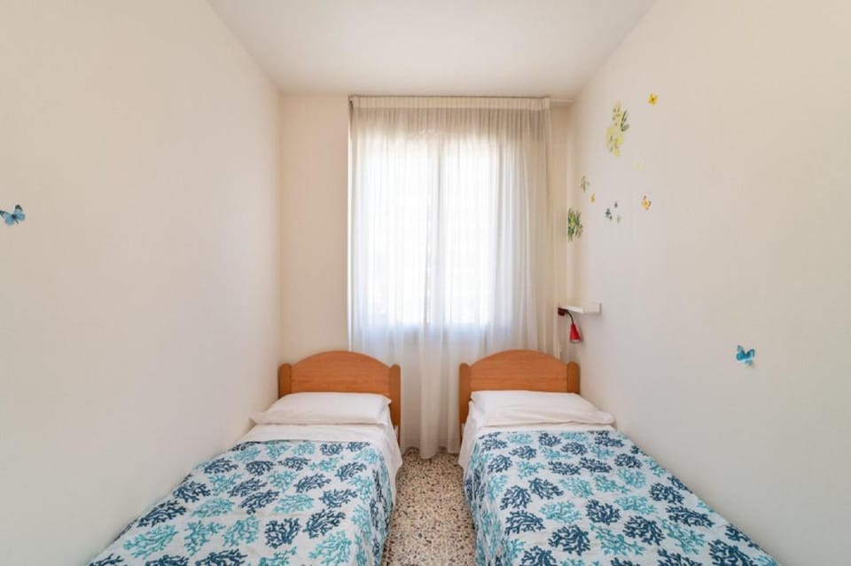 Vibrant flat in a sea front building - Beahost Apartment in Bibione