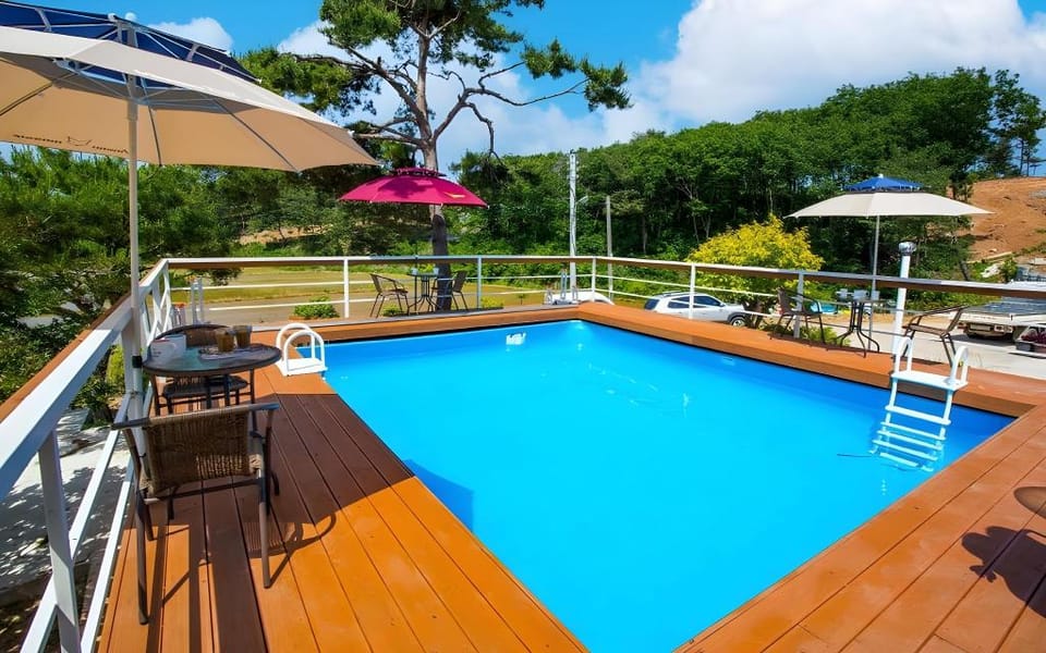 Taean (Anmyeondo) Sunset Sea Pension Bed and Breakfast in South Korea