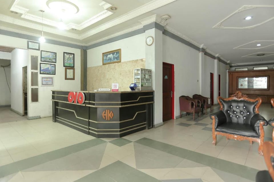 OYO 2057 Hotel Kharisma Hotel in Indonesia