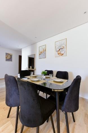 Charming & Cozy Apartment - Rabat City Center Apartment in Rabat