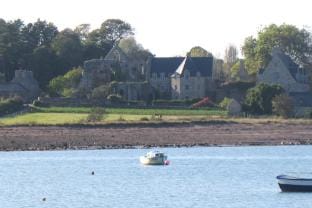 Cottage by Goelo Coast with Sea Views Vacation rental in Paimpol