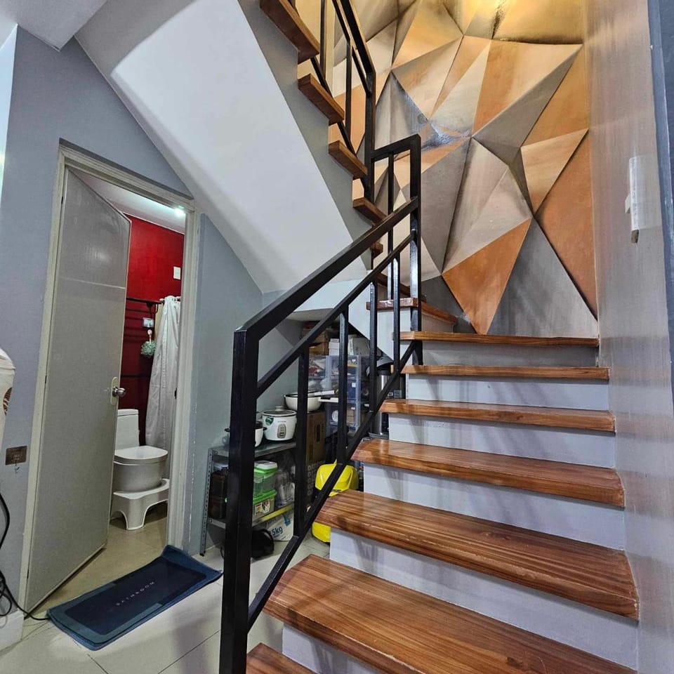 Transient Rooms near Davao Airport by Lemonique Vacation rental in Davao City