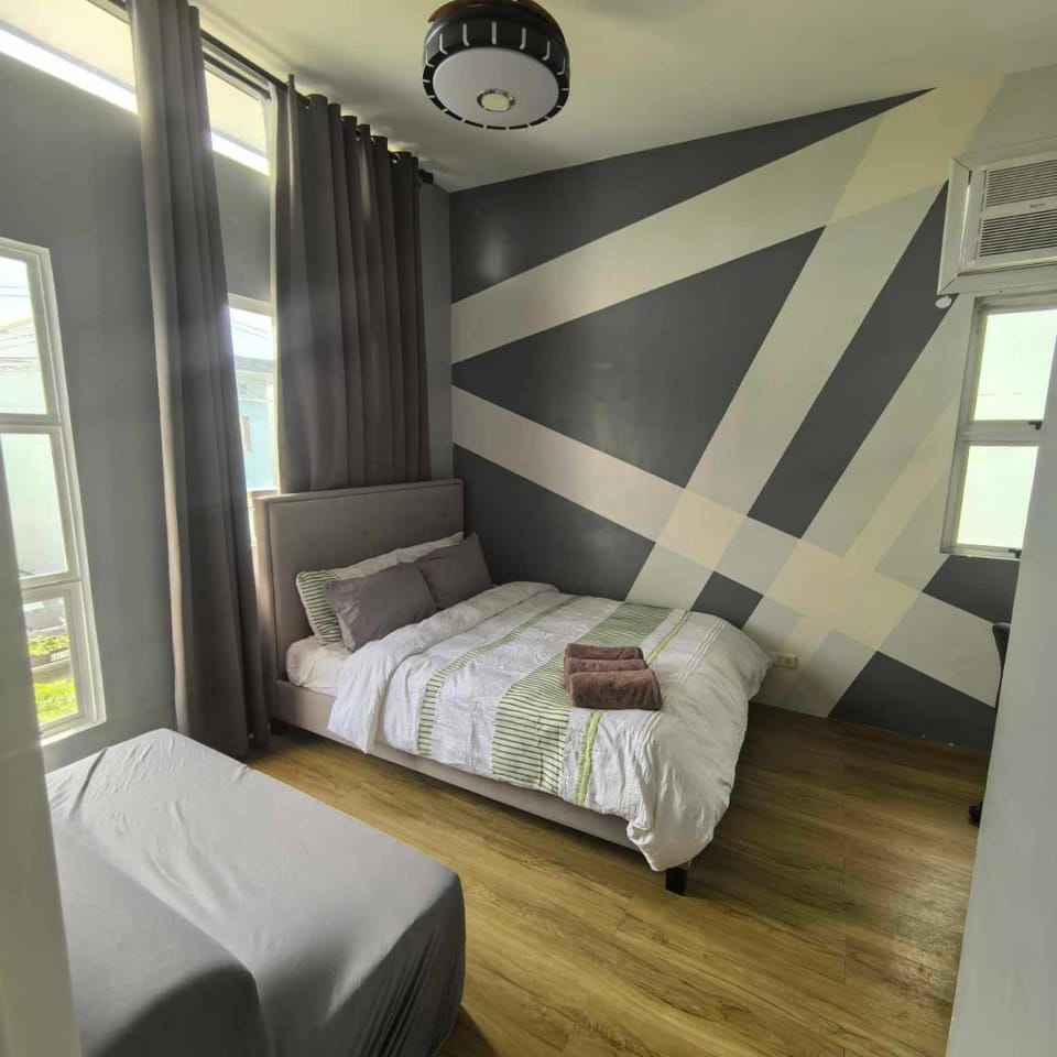 Transient Rooms near Davao Airport by Lemonique Vacation rental in Davao City