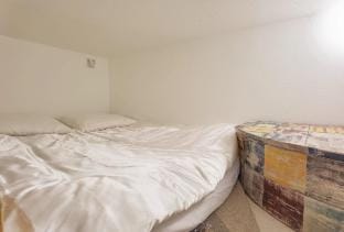 Cozy duplex studio near Canal 2 mns to metro Apartment in Paris