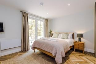 Rock Mill - Deluxe Apartments with Private Terrace Apartment in High Peak District