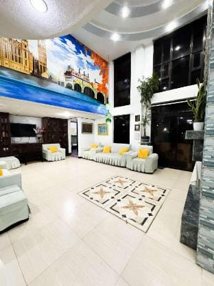 The PENTHOUSE (Spacious and modern cozy homestay ) Apartment in Baguio