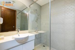 Vinhomes Central Park 3 Bedrooms- With City View Apartment in Ho Chi Minh City