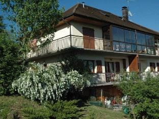 gite des planchettes le hérisson Apartment in Jura