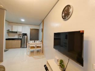 Palawan Cozy Staycation with balcony and pool Apartment in Puerto Princesa