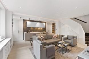 Knightsbridge & Chelsea Lux 2 bed Duplex Apartment in City of Westminster
