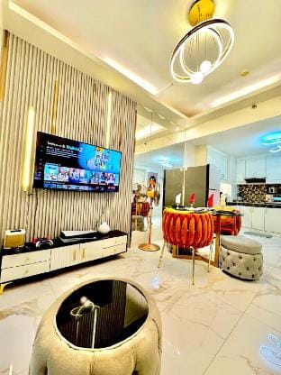 One of a Kind Elegance IG Worthy Suite at SM Ayala Apartment in Quezon City