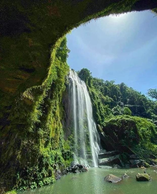 Francheska Suite - Cozy Stay Near Hulugan Falls Apartment in Calabarzon