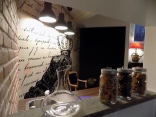 Also for cyclists -The Traveler's Garden Apartment in Rome