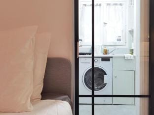 Calm studio with elevator next Victor Hugo Vacation rental in Paris