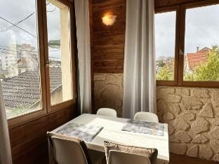 Duplex Chalet style /private yard 150m to RER Vacation rental in Île-de-France