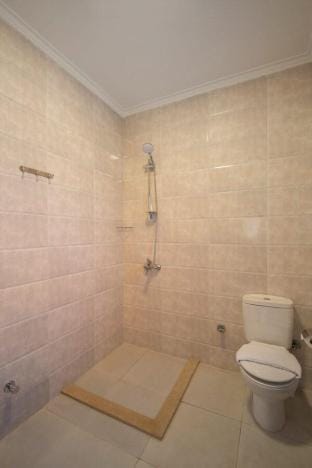 Sunlit 2BR Apt, AUC,New Cairo by Travelholic Apartment in New Cairo City