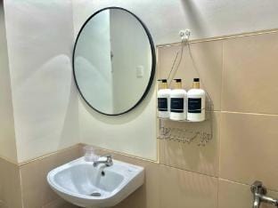 Modern Studio unit w/ Netflix, Camella Northpoint Apartment in Davao City