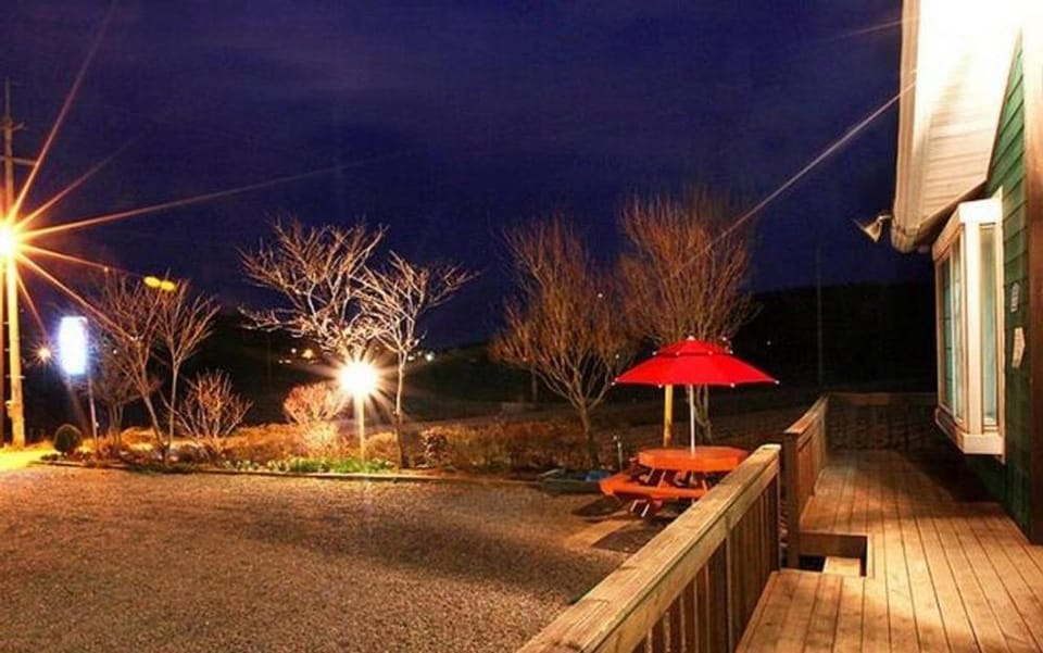 Taean Mongsanpo Pine and Apple Pension Bed and Breakfast in South Korea