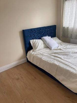 Deluxe London City Airport Villa Vacation rental in London