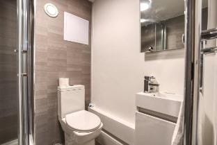 City Centre 2min | Self Check-In | Smart TV | WiFi Apartment in Sheffield