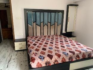 ZeroThought Stays - 2BHK Luxurious Apartment Apartment in Pune