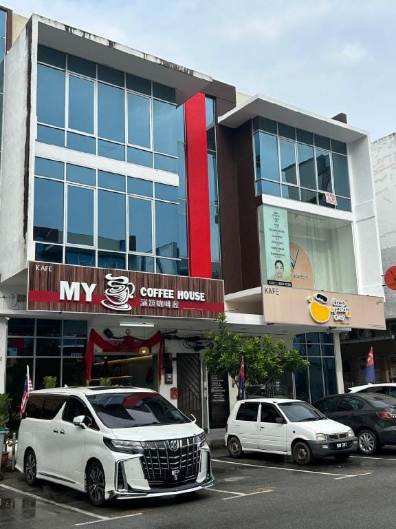 Andrew House Apartment in Johor