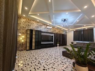 Cirrus Penthouse Powered By Royal Grand Apartment in Bengaluru