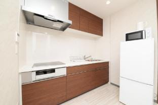 Hono Kaede Cottage No. 3, 2-Story Building with 4 Rooms, 2 Showers, and 2 Toilets in Shinjuku Vacation rental in Shinjuku