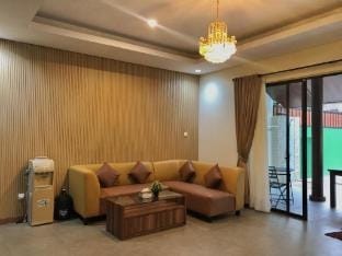 New! Villa Avila 4BR at Vimala Hills w/Pool Villa in West Java