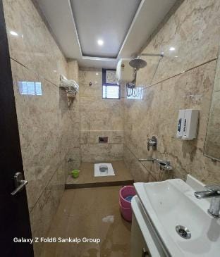 SAI INN, Luxury flat at Mahmoorganj, Varanasi Apartment in Varanasi
