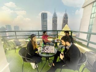 Network Partition Room Near Internet City Metro Apartment in Dubai