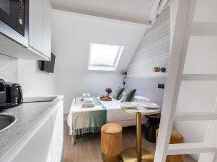 Cosy apartment - 1BR4P - Eiffel Tower Apartment in Paris