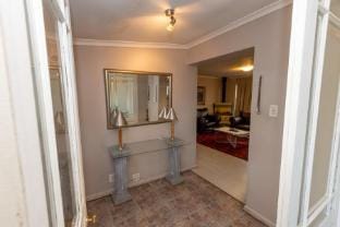 3 Bedroom part house in the scenic Durbanville wine lands area, holiday facility Vacation rental in Cape Town